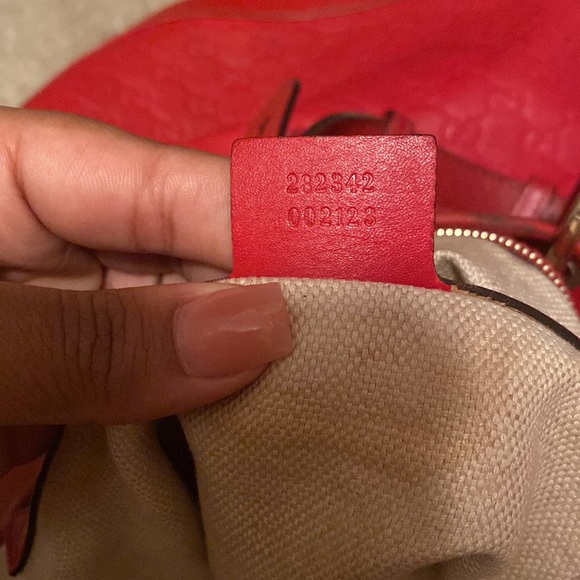 Authentic Gucci Purse - Picture 4 of 5